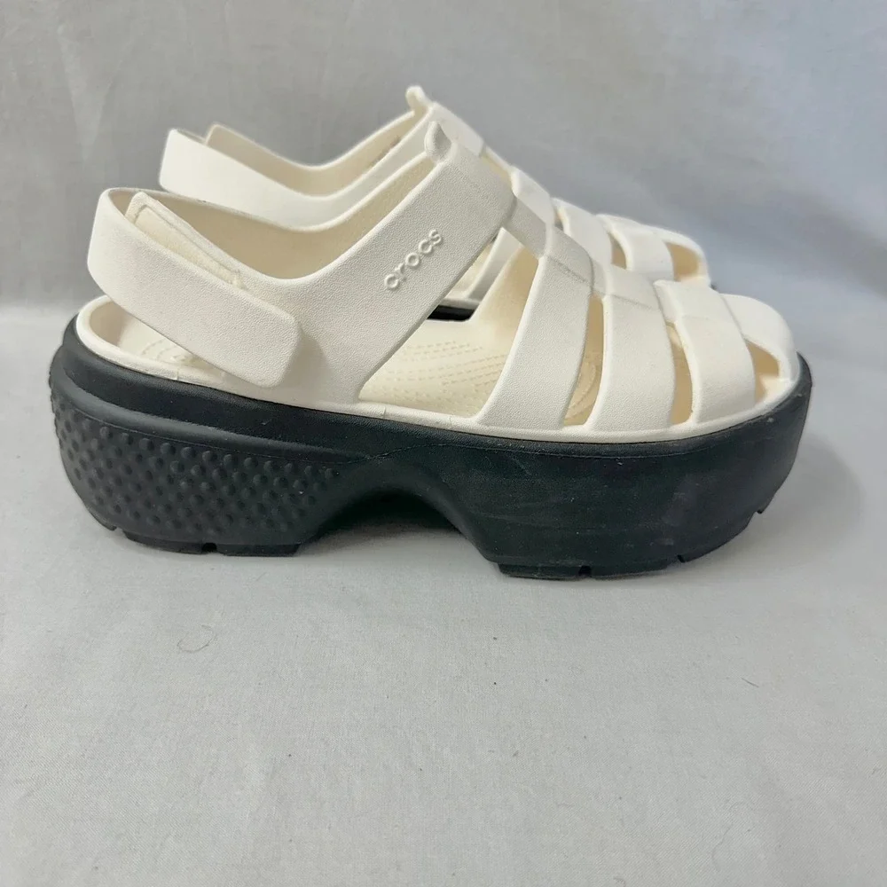 Crocs Stomp Fisherman‎ Sandals in Chalk Sandals Womens 9 Chunky Platform Caged